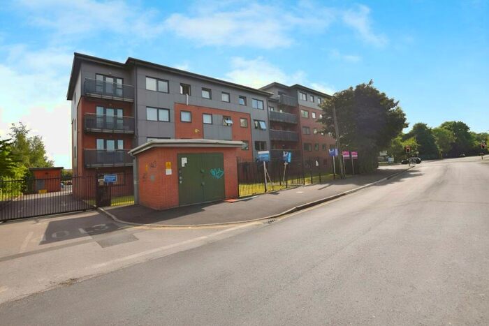 2 Bedroom Flat To Rent In Linen Quarter, Denmark Road, Hulme, Manchester, M15