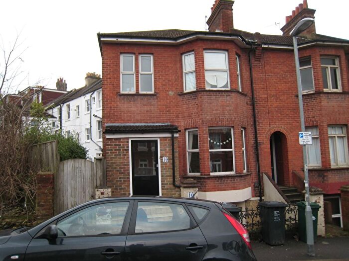 4 Bedroom Semi-Detached House To Rent In Hartington Road, Brighton, BN2