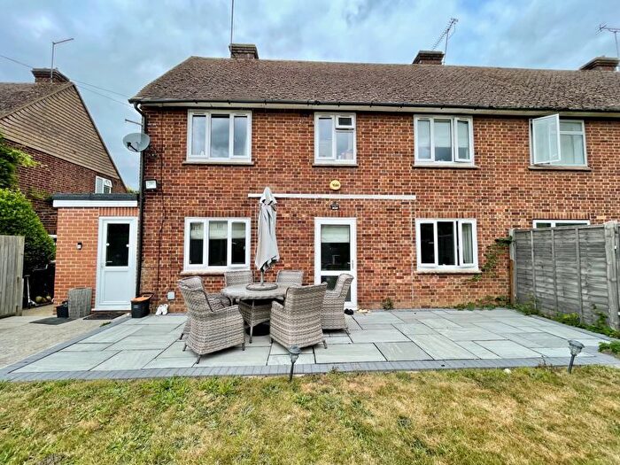 3 Bedroom Semi-Detached House For Sale In Chaucer Gardens, Tonbridge, TN9