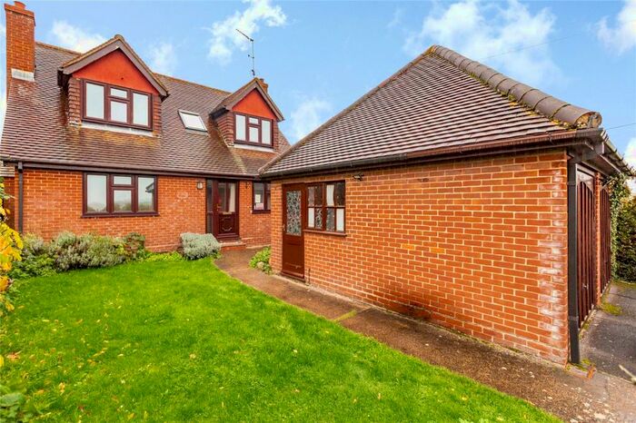 3 Bedroom Detached House For Sale In Church Road, West Hanningfield, Chelmsford, Essex, CM2