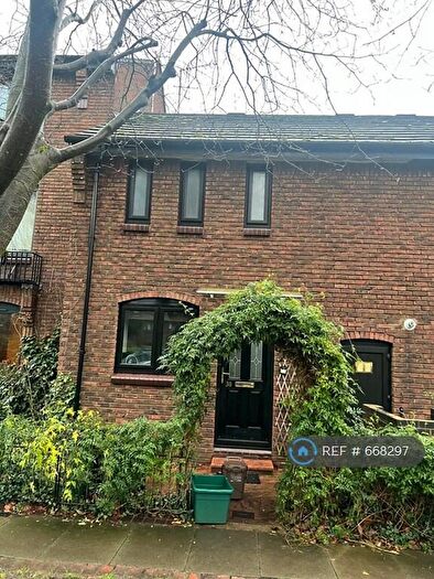 2 Bedroom Terraced House To Rent In Colebeck Mews, London, N1