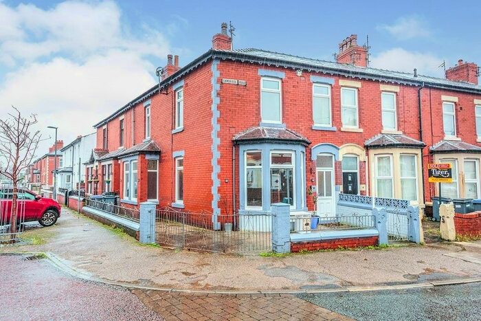 3 Bedroom End Of Terrace House To Rent In Cambridge Road, Blackpool, Lancashire, FY1