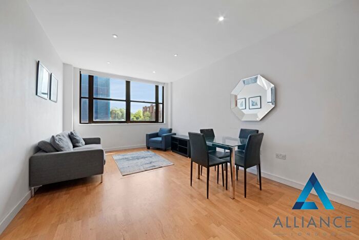 2 Bedroom Flat To Rent In Scimitar House, Eastern Road, Romford, Essex, RM1