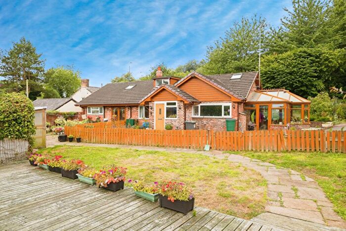 4 Bedroom Bungalow For Sale In Pont Y Capel Lane, Gresford, Wrexham, LL12