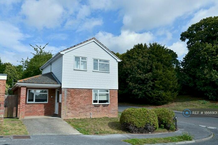 5 Bedroom Detached House To Rent In Westerham Close, Canterbury, CT2