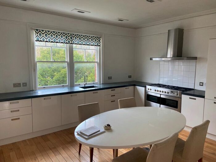 4 Bedroom Flat To Rent In Linden Park Road, Tunbridge Wells TN2