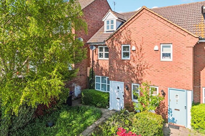 3 Bedroom Semi-Detached House For Sale In Ninesprings Way, Hitchin, SG4