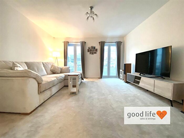 2 Bedroom Flat For Sale In Aylesford Mews, Hill View, Sunderland, SR2