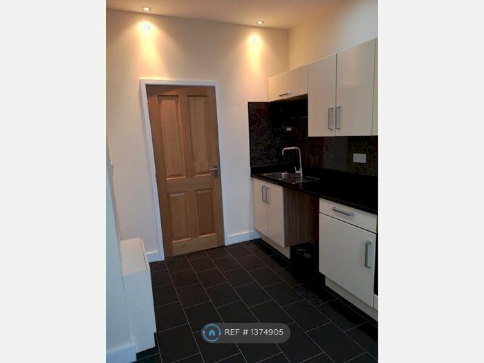 1 Bedroom Flat To Rent In Cavendish Street, Keighley, BD21