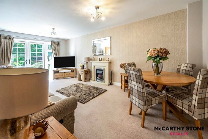 1 Bedroom Flat For Sale In Brueton Place, Blossomfield Road, Solihull, B91