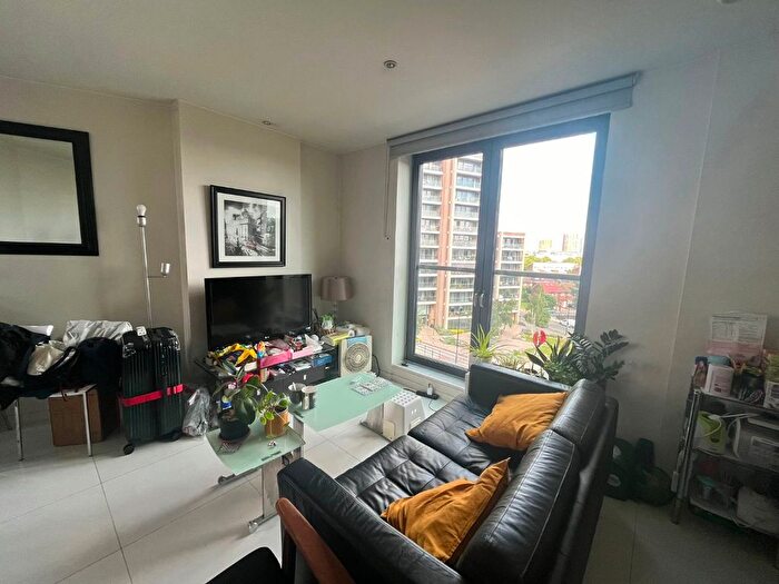 2 Bedroom Flat To Rent In Baltimore Wharf, London, E14
