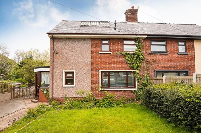 2 Bedroom Semi-Detached House For Sale In Ffordd Ddyfrdwy, Mostyn, CH8
