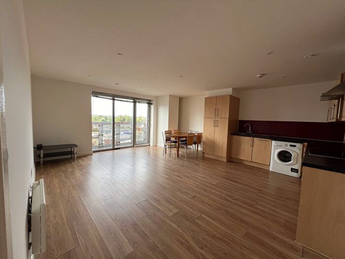 2 Bedroom Flat To Rent In The Horizon, Navigation Street, Leicester, Leicesterhire, LE1