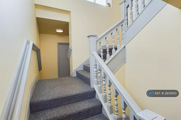 1 Bedroom Flat To Rent In Worcester St, Stourbridge, DY8