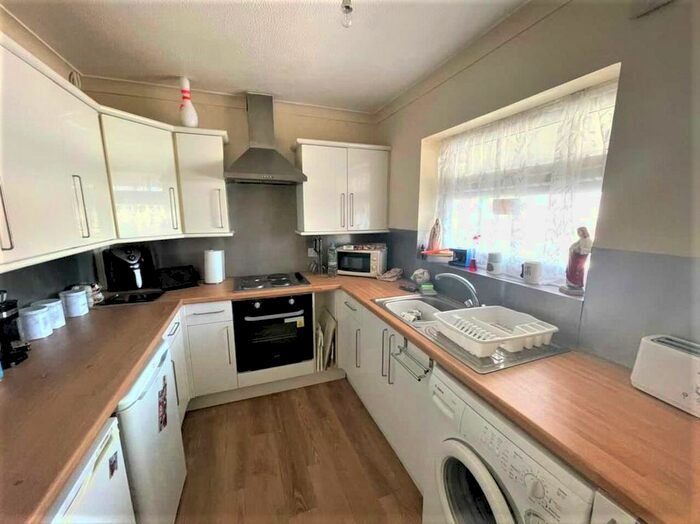 1 Bedroom Flat To Rent In Alliance Close, Gosport, PO13