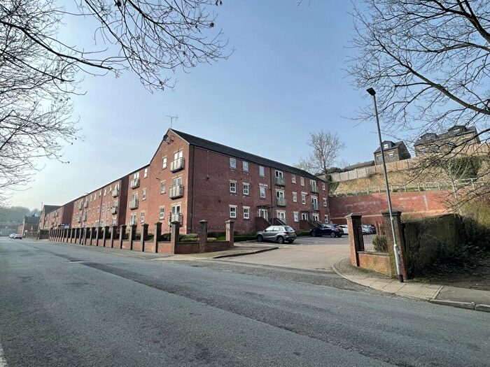 2 Bedroom Apartment For Sale In Pullman Court, Morley, Leeds, West Yorkshire, LS27