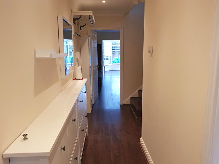2 Bedroom Semi-Detached House For Sale In Sefton Avenue, Mill Hill, NW7