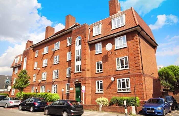 2 Bedroom Flat To Rent In Nelsons Row, Clapham, SW4