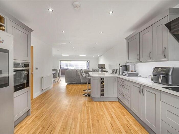 5 Bedroom House For Sale In Staunton Lane, Bristol, BS14