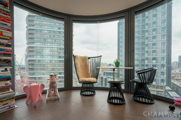 2 Bedroom Flat To Rent In Chronicle Tower, B City Road, London, EC1V