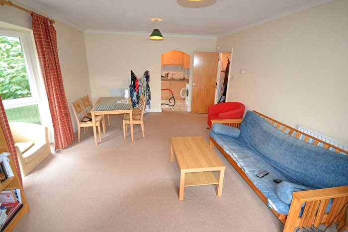 1 Bedroom Flat To Rent In Caronia Court, Surrey Quays, London, SE16