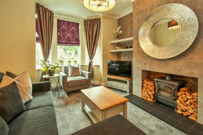 3 Bedroom Terraced House To Rent In Bishopthorpe Road, York, YO23