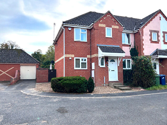 2 Bedroom End Of Terrace House For Sale In St. Stephens Drive, Chatteris, Cambs, PE16