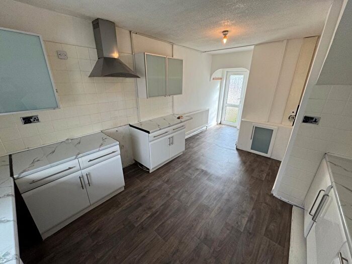 2 Bedroom Terraced House To Rent In Malton Avenue, Whitefield, M45