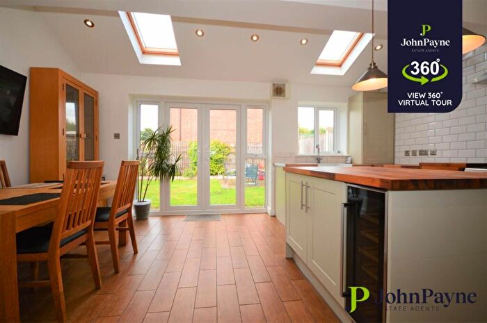 3 Bedroom End Of Terrace House To Rent In Lichfield Road, Cheylesmore, Coventry, West Midlands, CV3