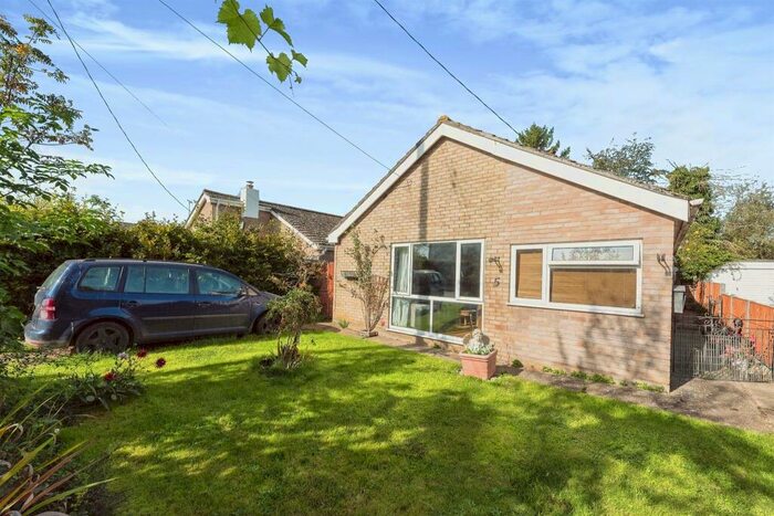 3 Bedroom Detached Bungalow For Sale In Vicarage Road, Foulden, Thetford, IP26