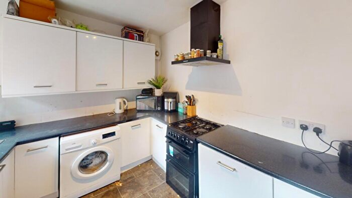 4 Bedroom Semi-Detached House To Rent In Noel Street, Forest Fields, Nottingham, NG7