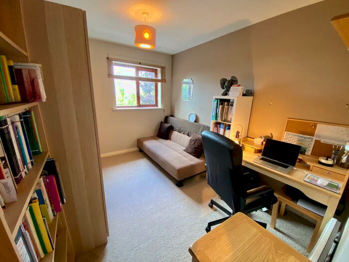 2 Bedroom Apartment To Rent In Williams Park, Benton, NE12
