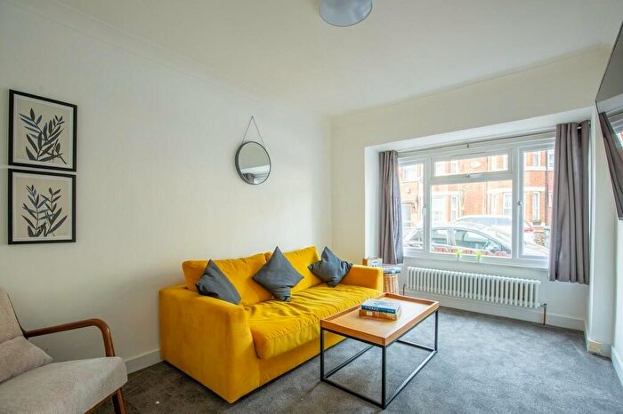 5 Bedroom Terraced House To Rent In Crouch Road, London, NW10