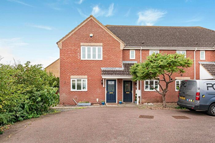 3 Bedroom Terraced House For Sale In Fox Hole Close, Warboys, Cambridgeshire., PE28