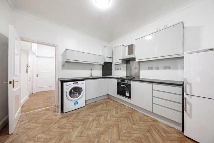 1 Bedroom Flat To Rent In Kingwood Road, London, SW6