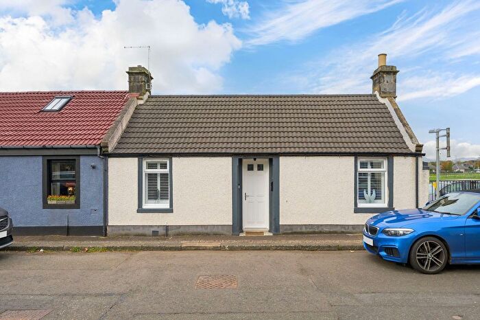 2 Bedroom Cottage For Sale In Kirk Street, Kincardine, FK10