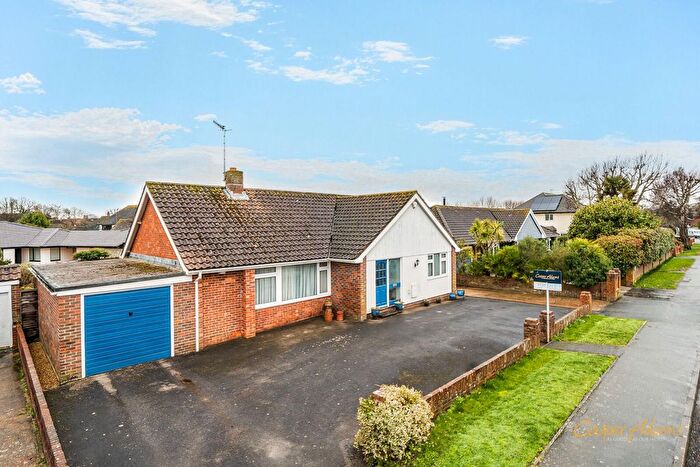 3 Bedroom Detached Bungalow For Sale In Vermont Drive, East Preston, BN16