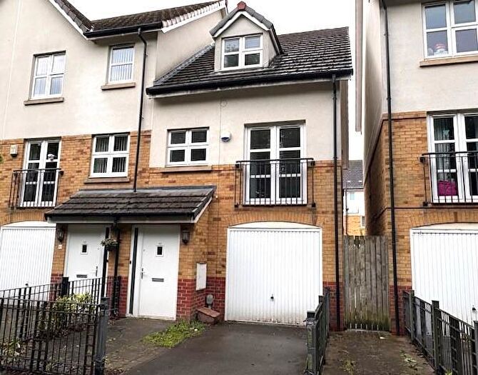 3 Bedroom House To Rent In Mitcham Road, Hull, HU8