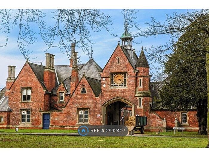 Studio To Rent In Rossington Hall, Rossington, Doncaster, DN11