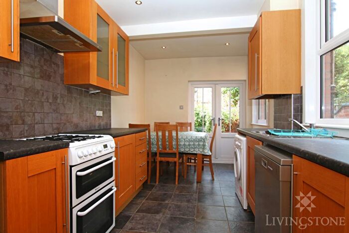 5 Bedroom Terraced House To Rent In Thurlow Road, LE2