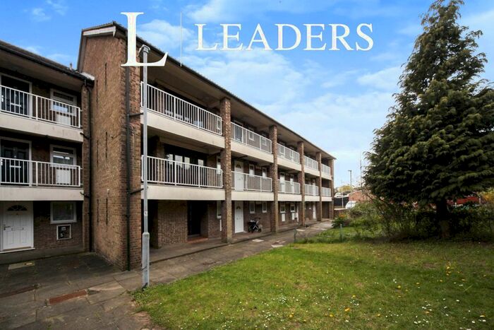 1 Bedroom Studio To Rent In Olympic Close, Luton, LU3