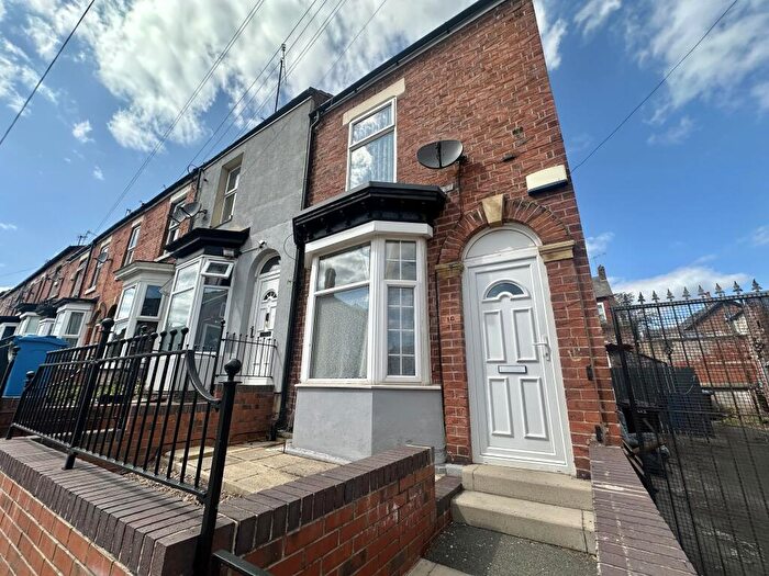 4 Bedroom House To Rent In Glover Road, Sheffield, S8
