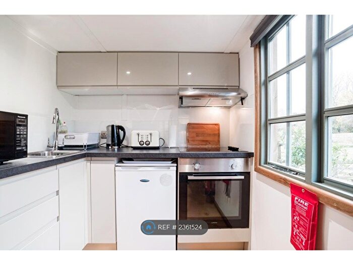 2 Bedroom Detached House To Rent In Main Road, Westerham, TN16
