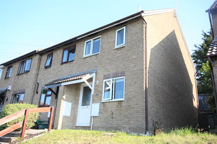 2 Bedroom Semi Detached House To Rent In Reedling Close, Weymouth, DT3