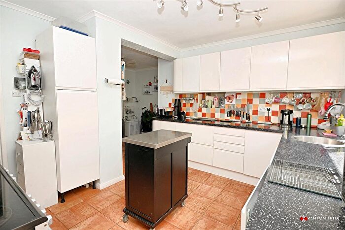 4 Bedroom Semi-Detached House For Sale In Hazelwood Close, Basingstoke, RG23