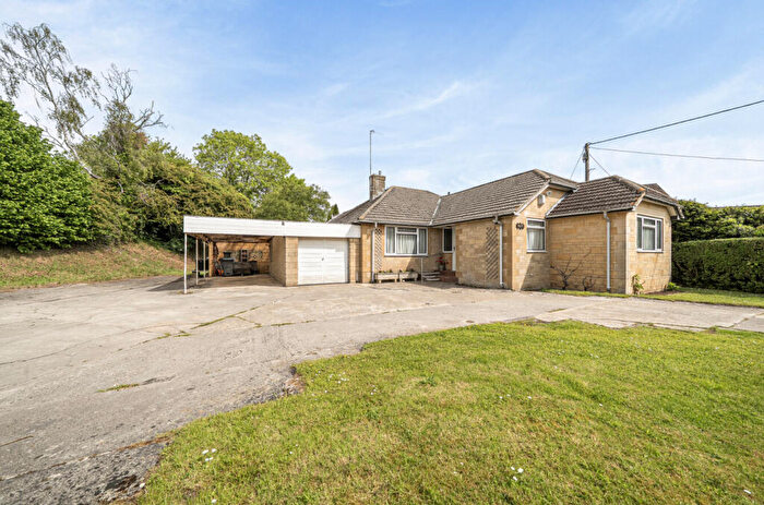 3 Bedroom Detached Bungalow For Sale In Widham, Purton, SN5