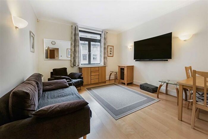 1 Bedroom Flat To Rent In Forum Magnum Square, Waterloo, SE1