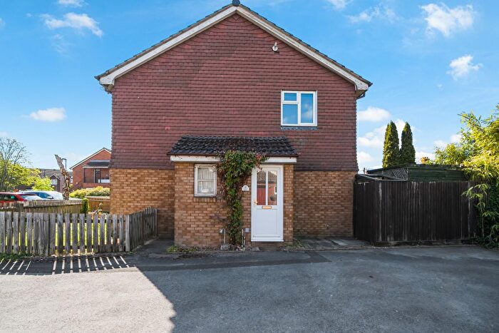 1 Bedroom Terraced House For Sale In Holmes Court, Andover, SP10