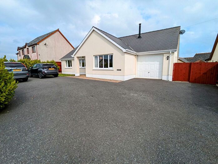 3 Bedroom Detached Bungalow For Sale In Efailwen, Clynderwen, Carmarthenshire., SA66