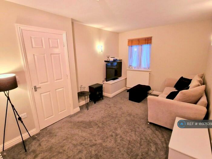 1 Bedroom End Of Terrace House To Rent In Tulip Mews, Newington, Sittingbourne, ME9